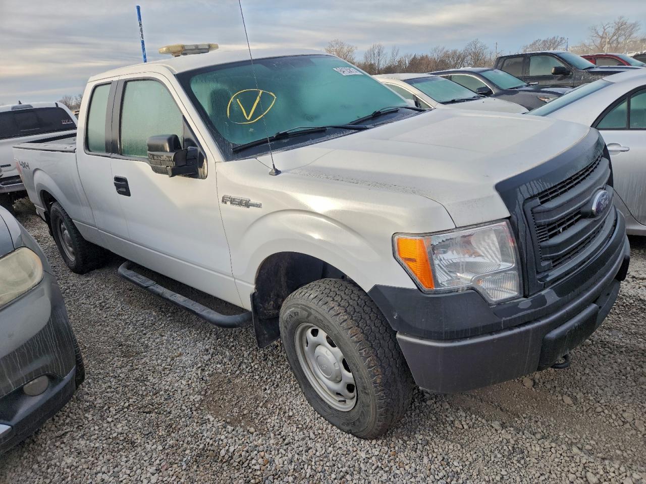 Ford F-150 Super Cab Image 6