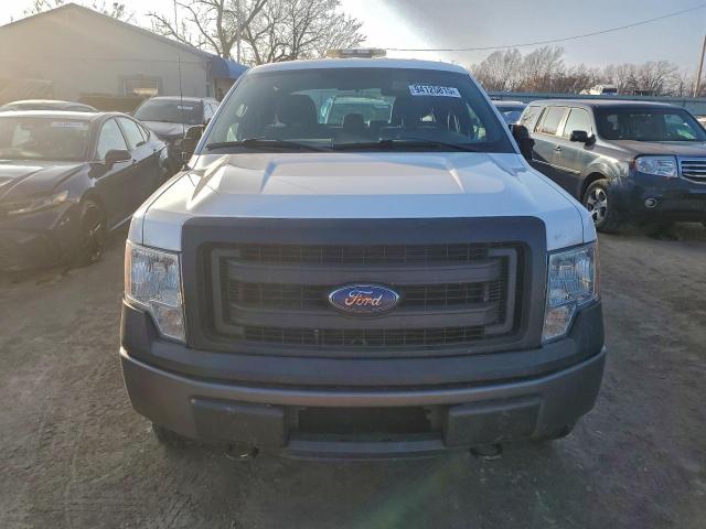 Ford F-150 Super Cab Image 8