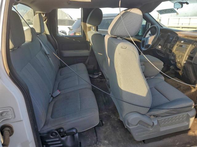 Ford F-150 Super Cab Image 11