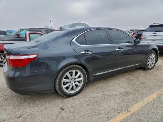 Lexus LS 460 Image 10