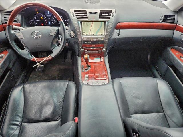 Lexus LS 460 Image 4