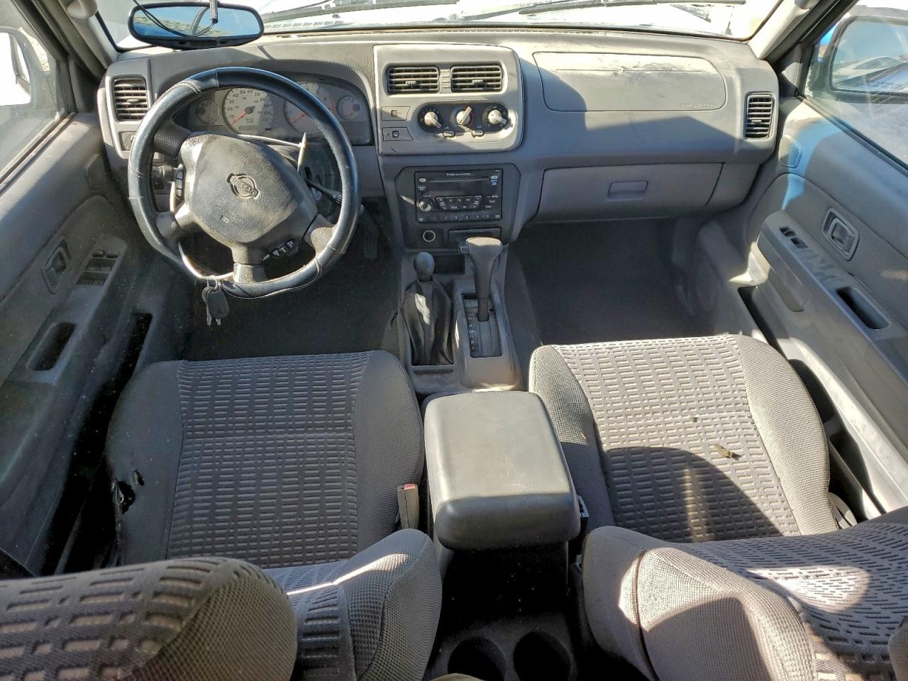 Nissan Xterra Xe Image 10