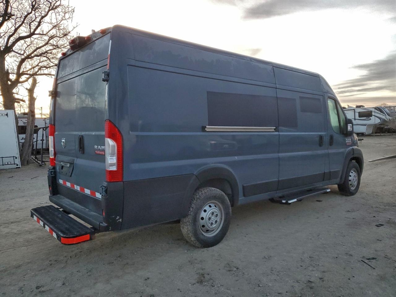 Ram Promaster 3500 High Image 2