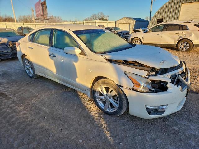 Nissan Altima 2.5 Image 4