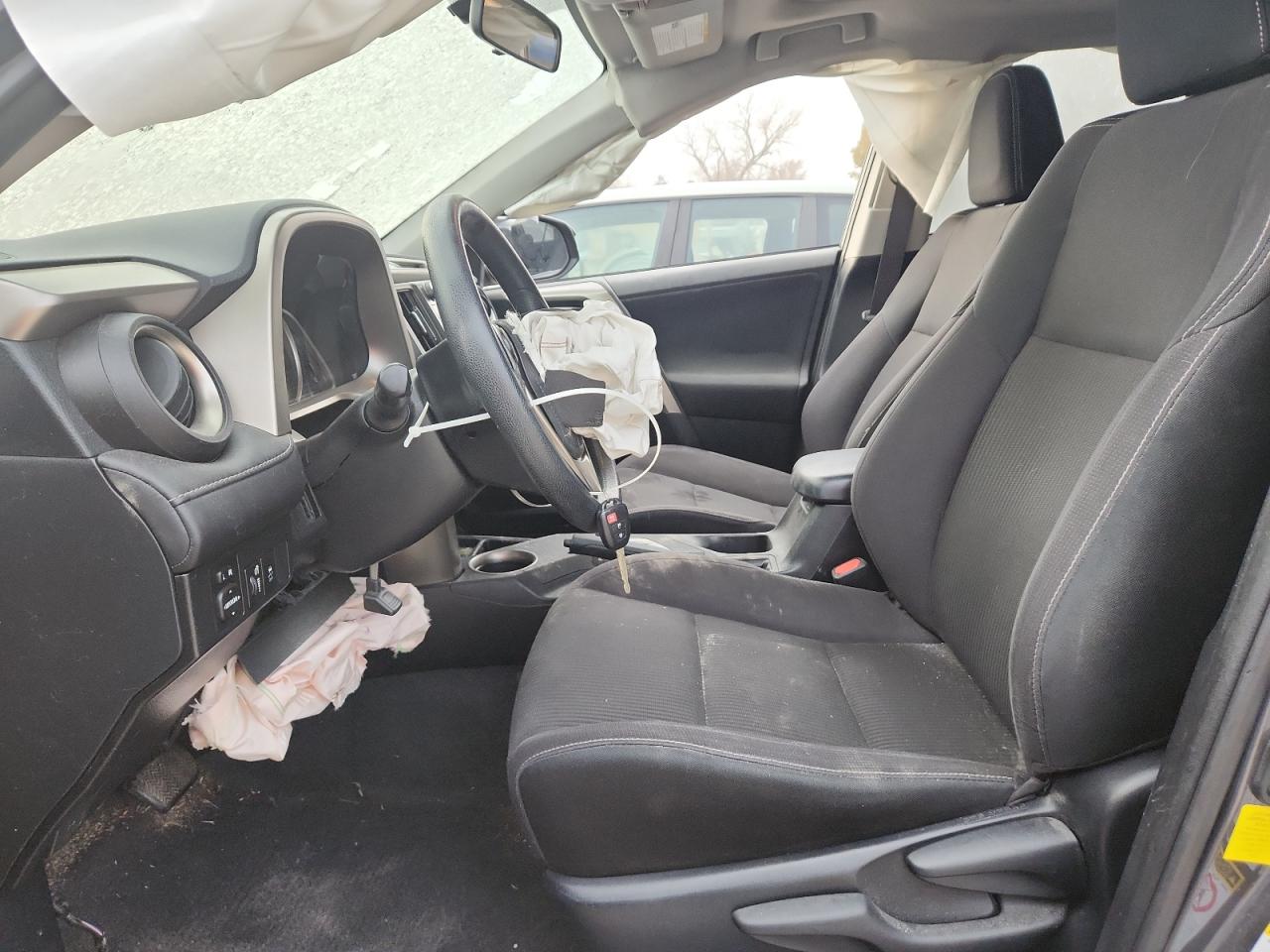 Toyota RAV4 Xle Image 7