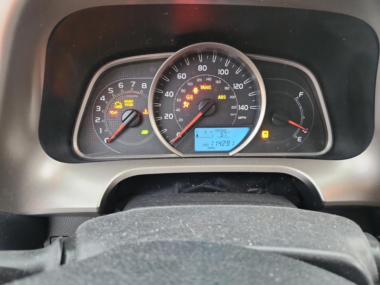 Toyota RAV4 Xle Image 9