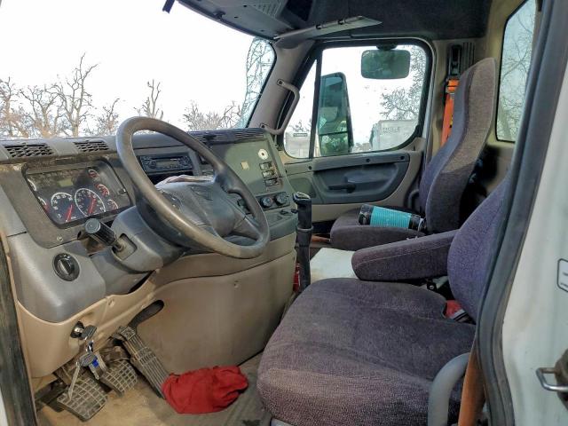 Freightliner Cascadia 1 Image 6