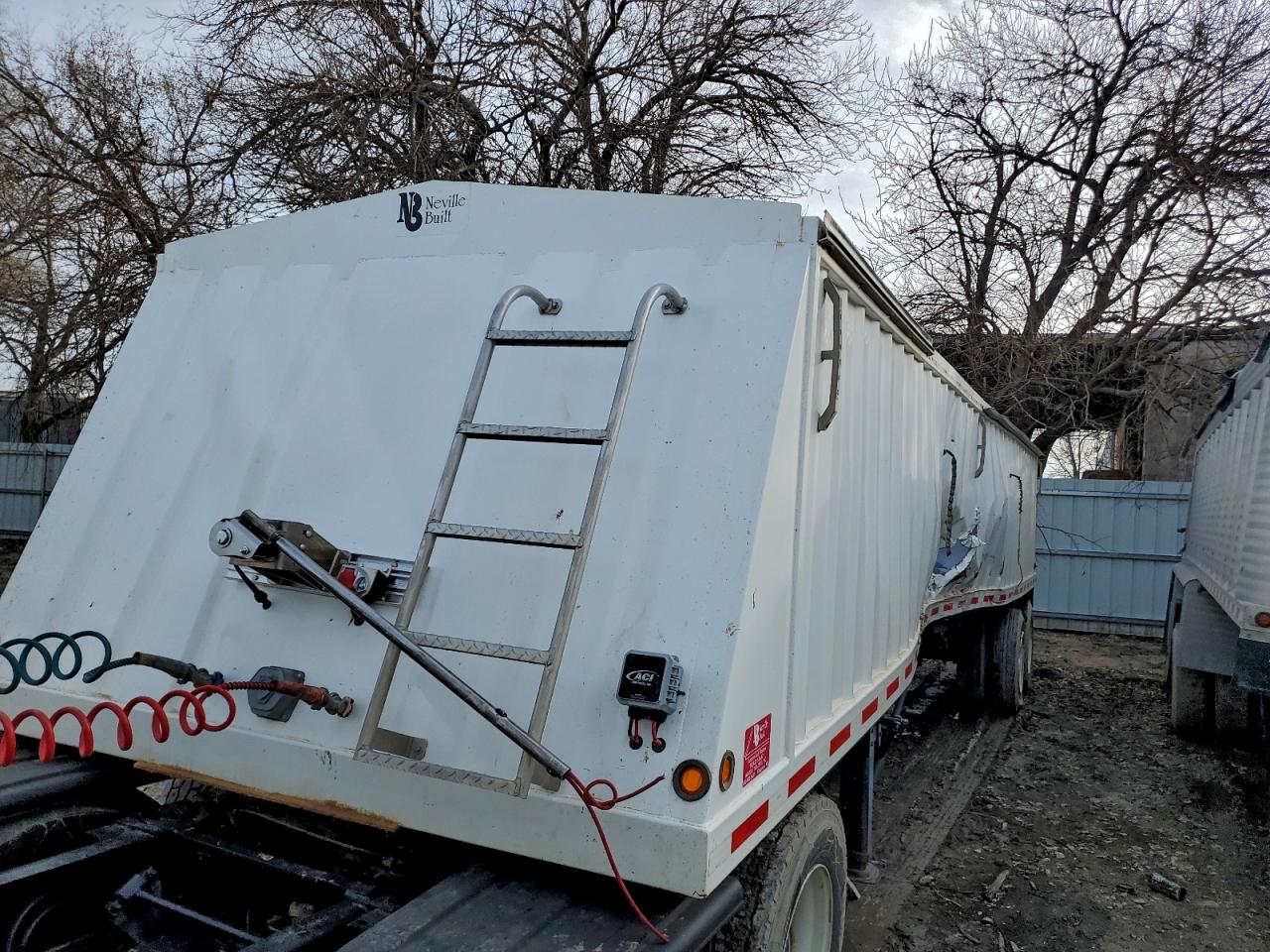 Freightliner Cascadia 1 Image 9