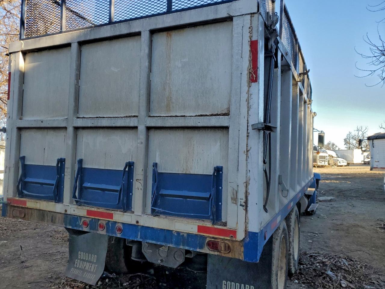 Freightliner Convention Fld120 Image 6