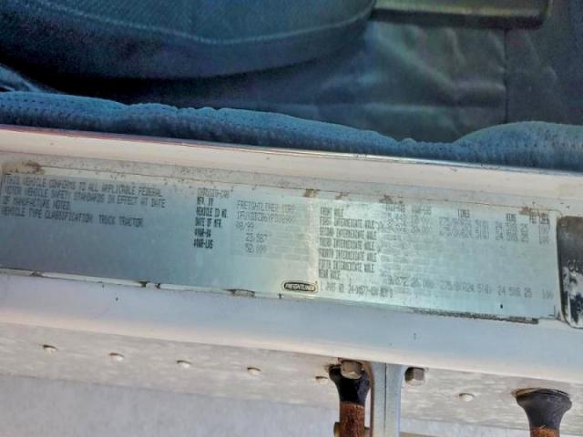 Freightliner Convention Fld120 Image 10