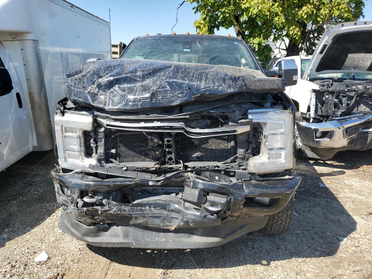 Ford F-350 Super Duty Image 6