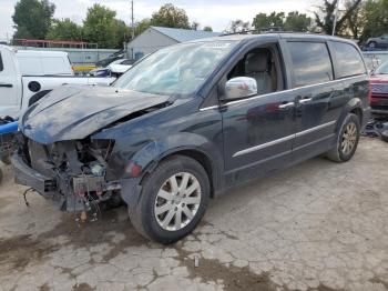  Salvage Chrysler Minivan