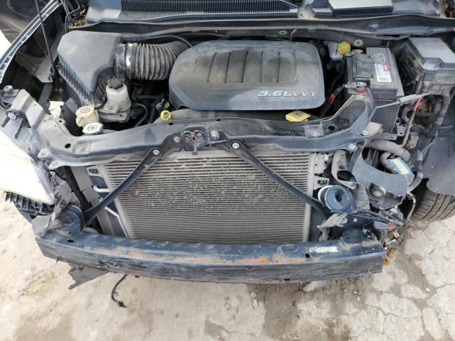 Chrysler Minivan Touring L Image 13