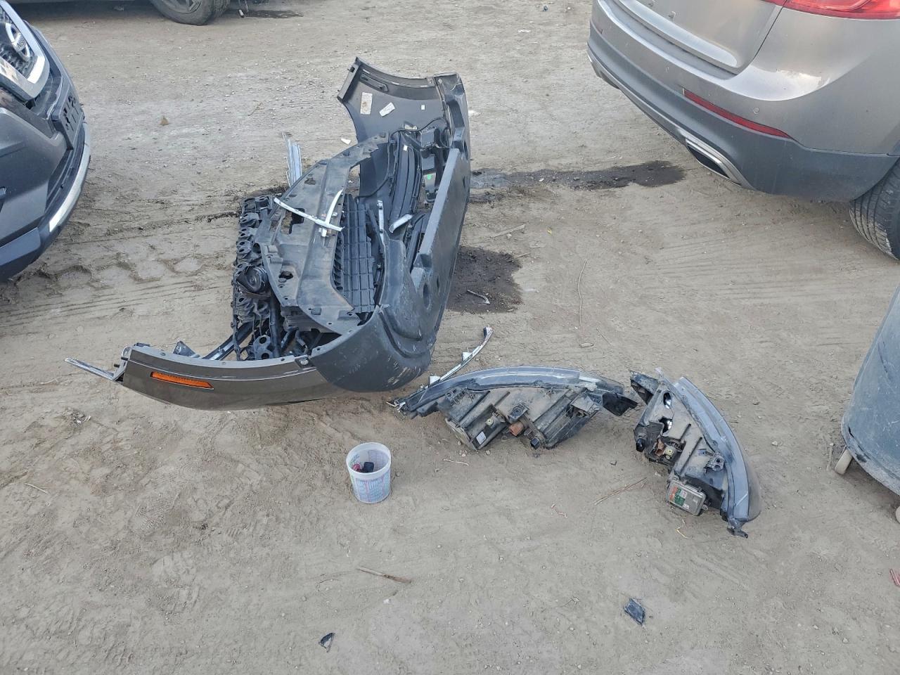 Lincoln MKX Select Image 2