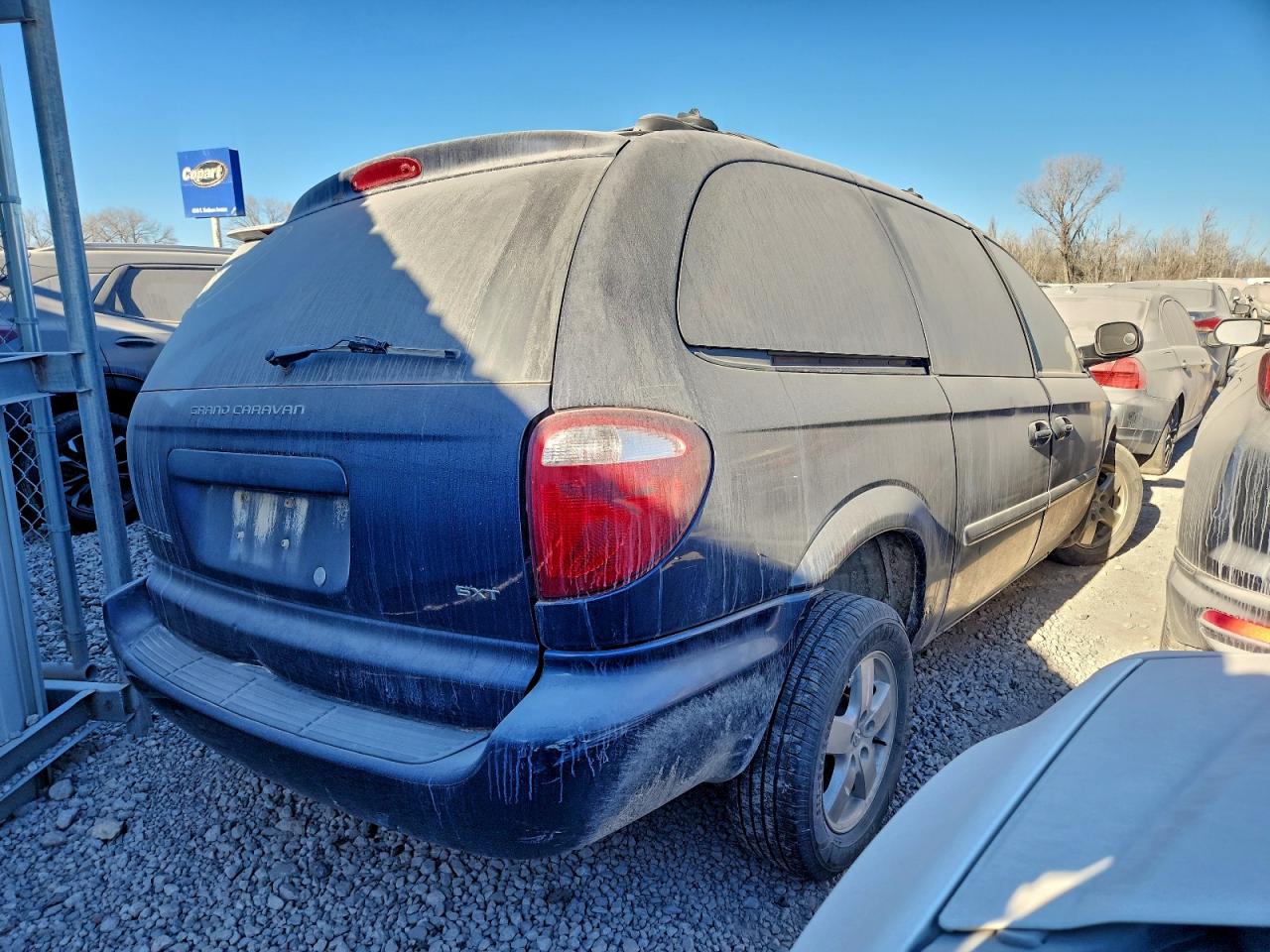 Dodge Caravan Sxt Image 4