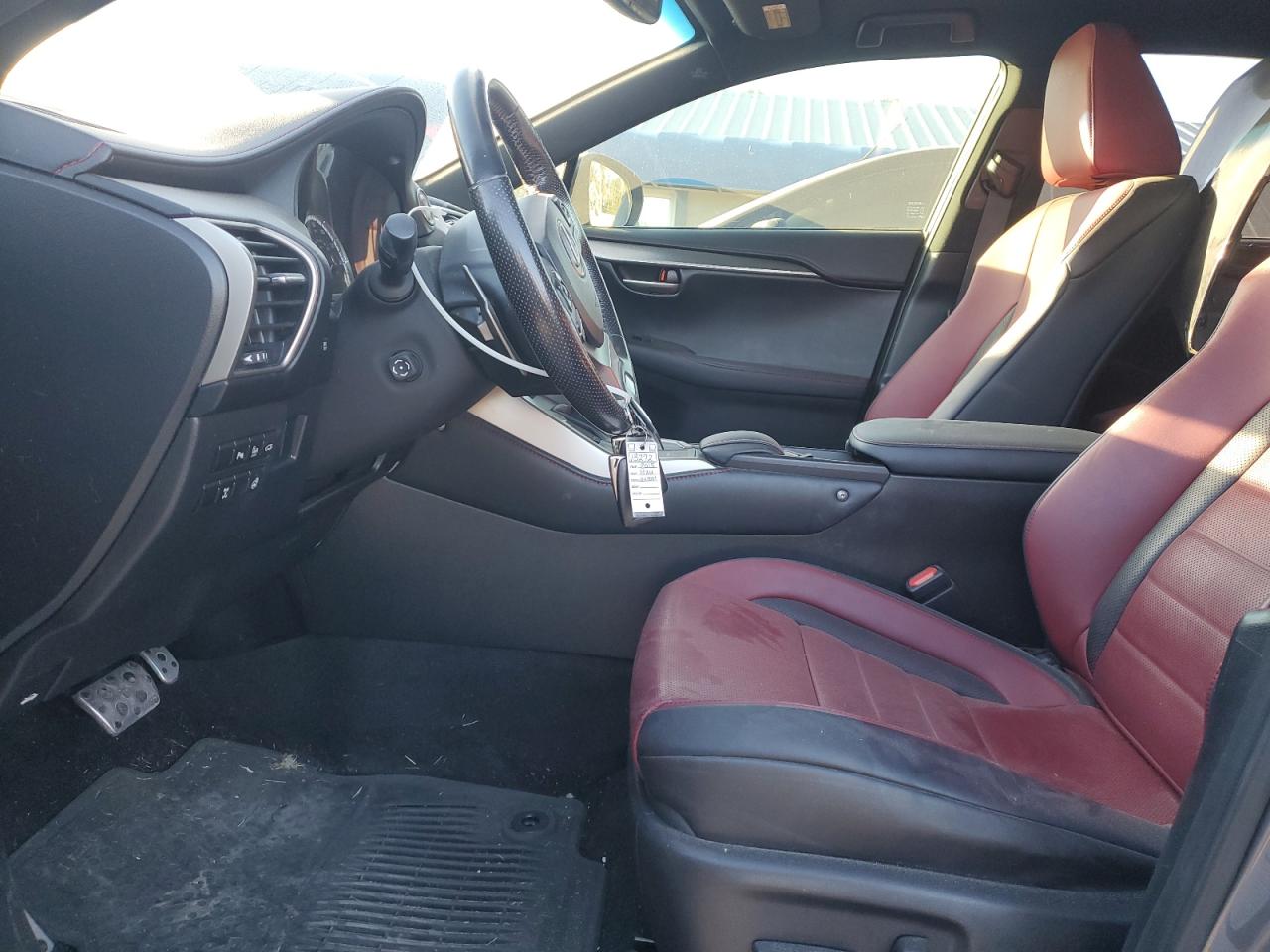 Lexus NX 200t Image 13