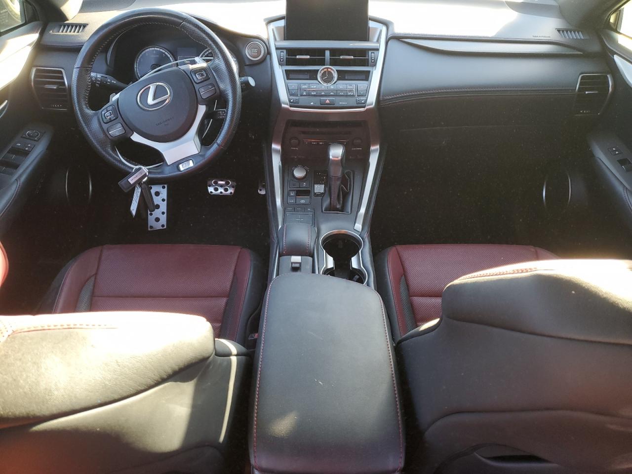 Lexus NX 200t Image 12