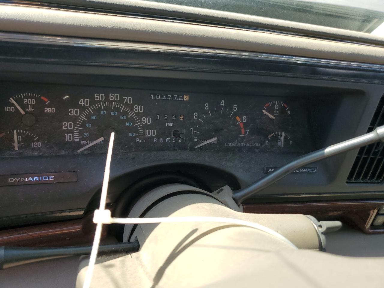 Buick LeSabre Limited Image 7