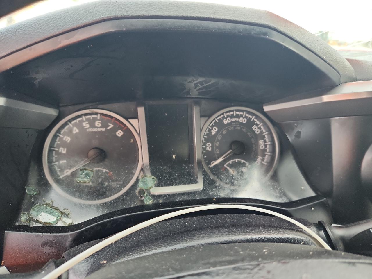 Toyota Tacoma Double Cab Image 7