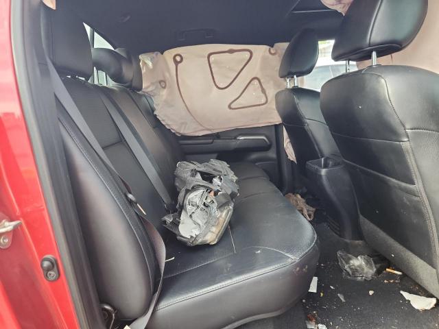 Toyota Tacoma Double Cab Image 12