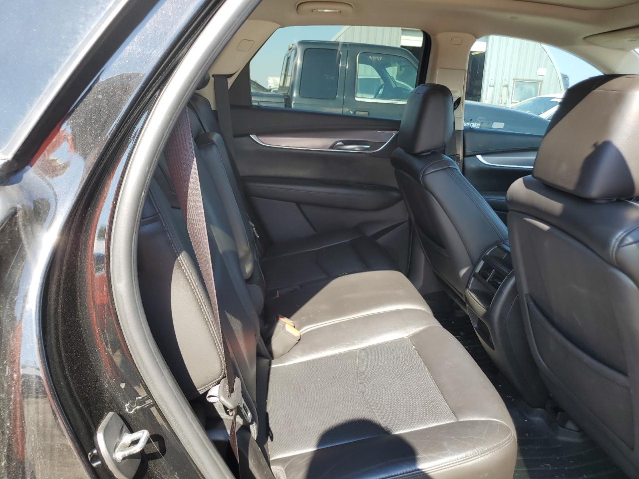 Cadillac XT5 Luxury Image 11