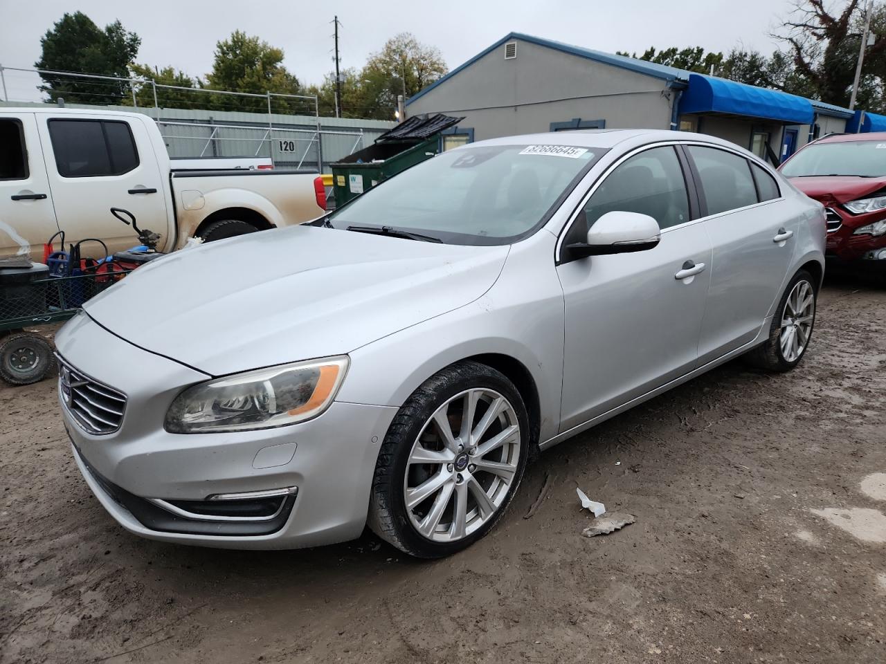 Volvo S60 Platinum Image 1