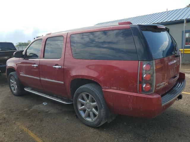 GMC Yukon Denali Image 2