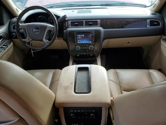 GMC Yukon Denali Image 8