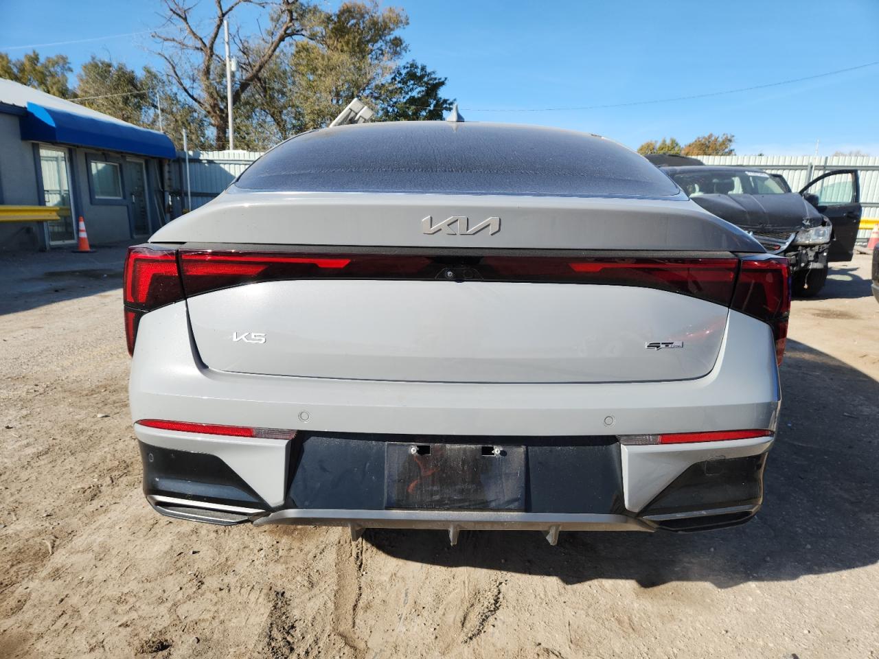 Kia K5 Gt Line Image 2