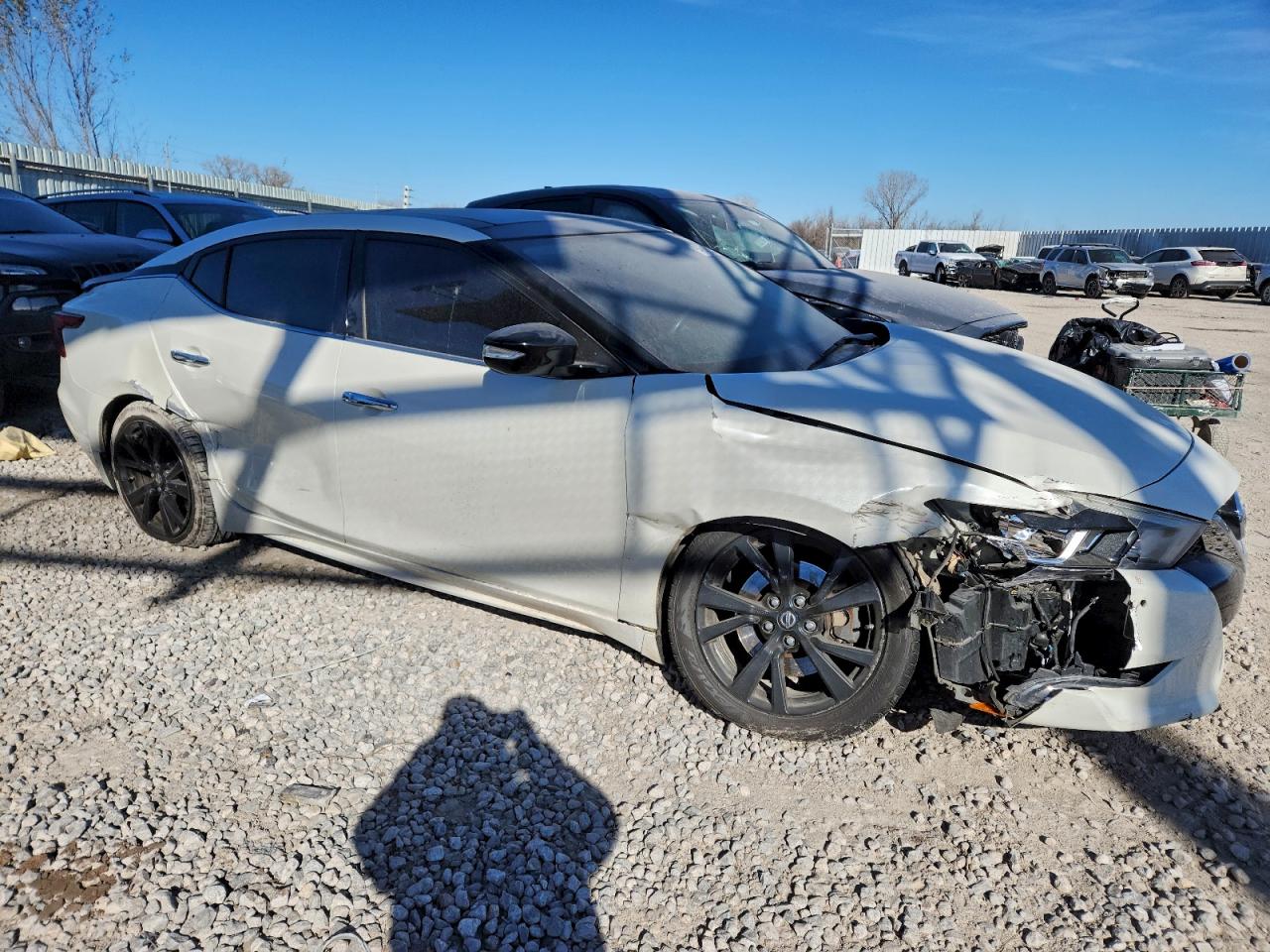 Nissan Maxima 3.5s Image 3