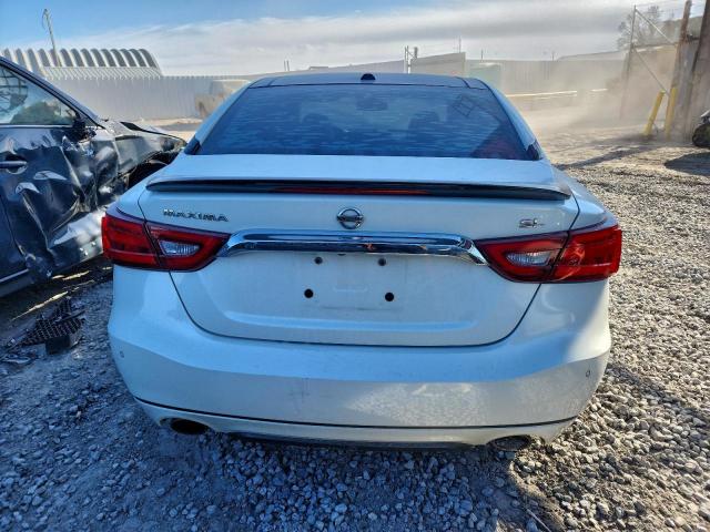 Nissan Maxima 3.5s Image 5