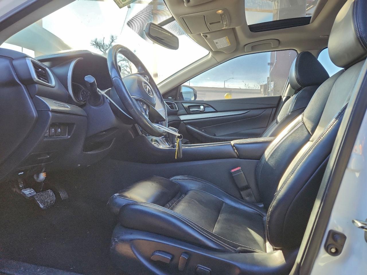 Nissan Maxima 3.5s Image 8