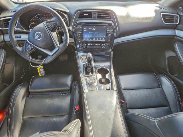Nissan Maxima 3.5s Image 4