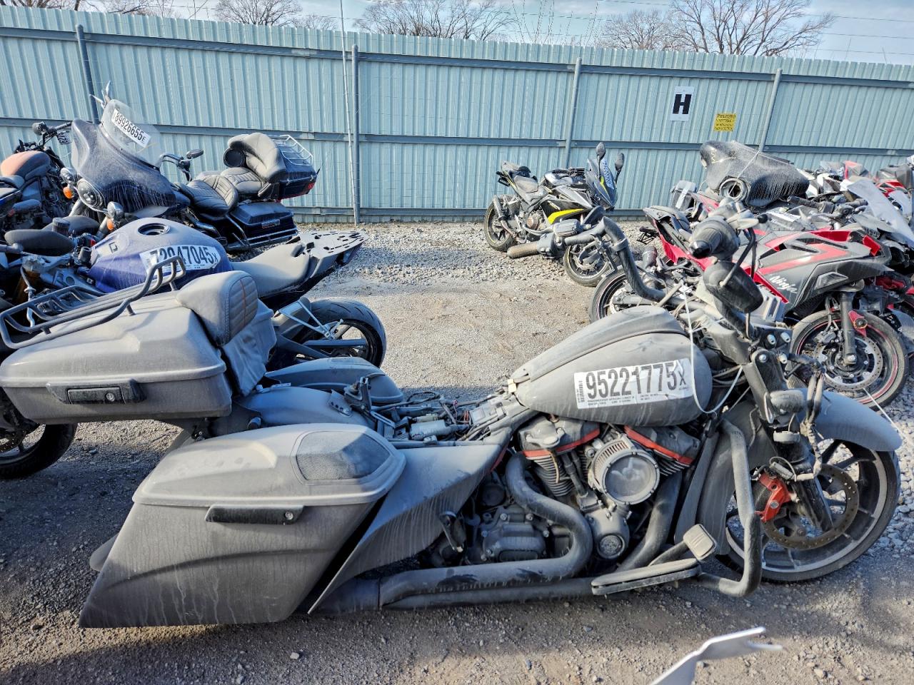 Harley-Davidson Fl Image 1