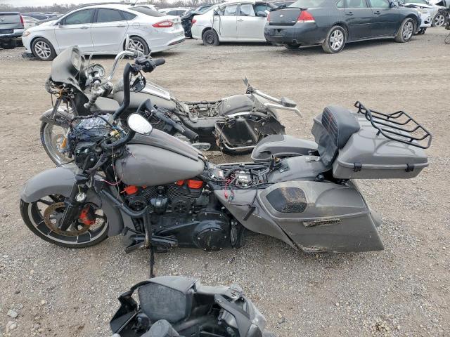 Harley-Davidson Fl Image 3