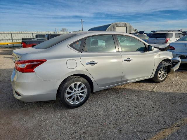 Nissan Sentra S Image 8