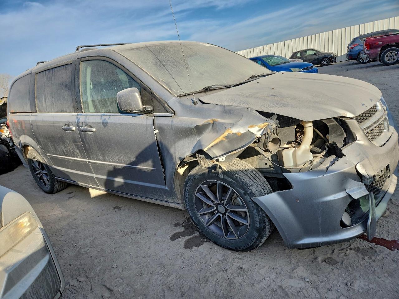 Dodge Caravan Sxt Image 4