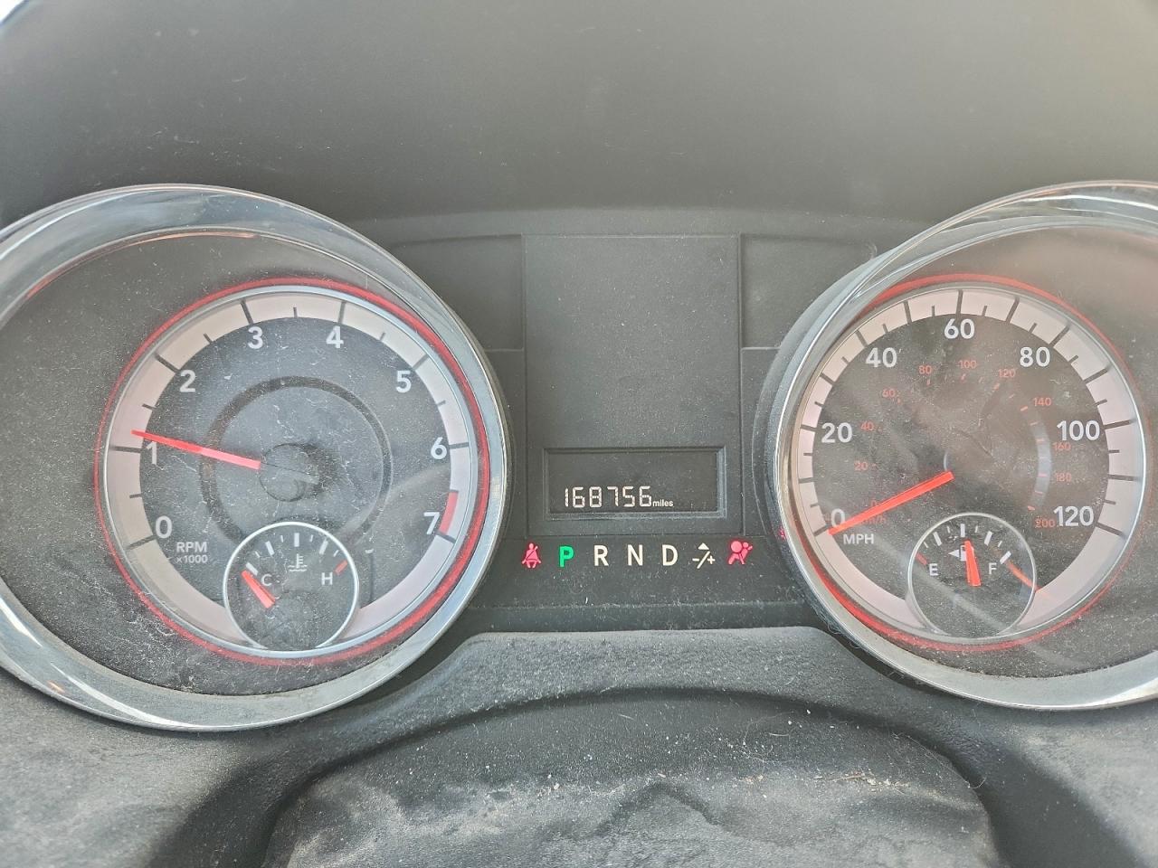 Dodge Caravan Sxt Image 2