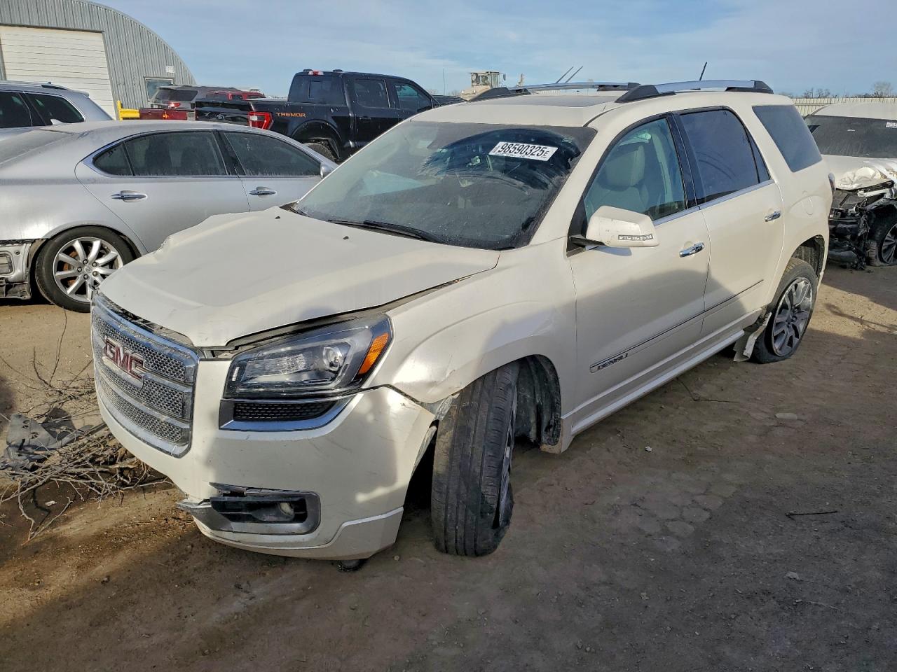 GMC Acadia Denali Image 1