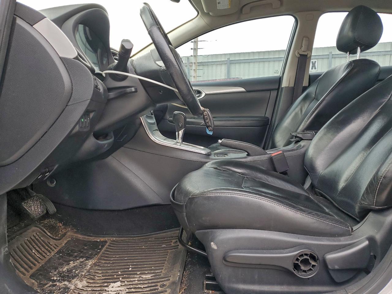 Nissan Sentra S Image 6