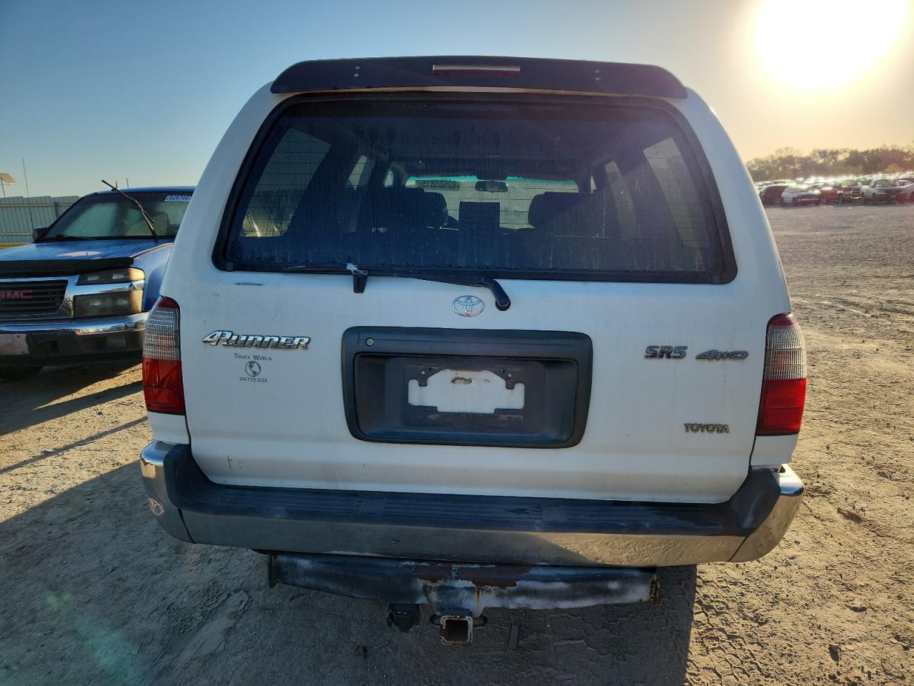 Toyota 4Runner Sr5 Image 3