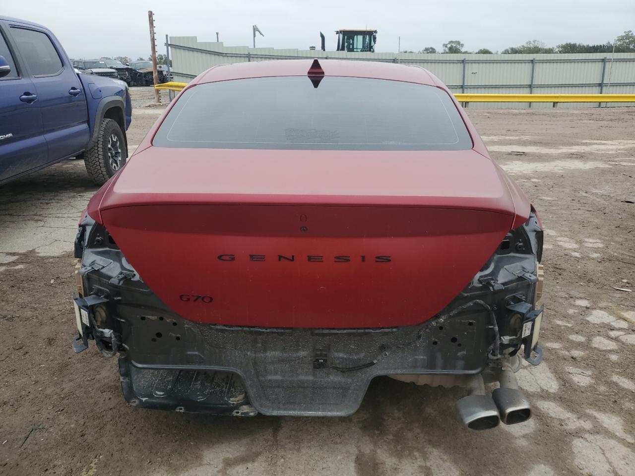Genesis G70 Base Base Image 5
