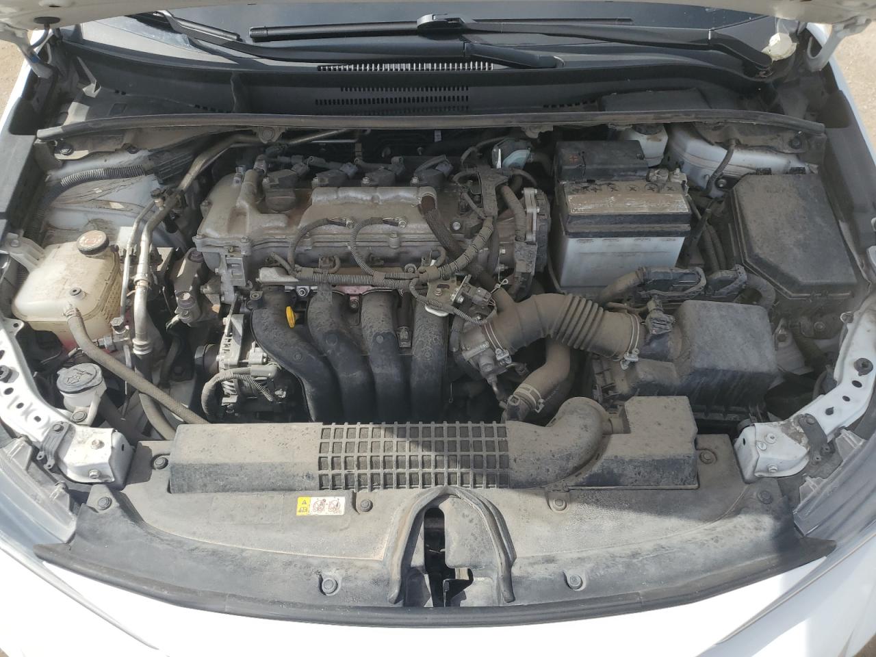 Toyota Corolla Le Image 10