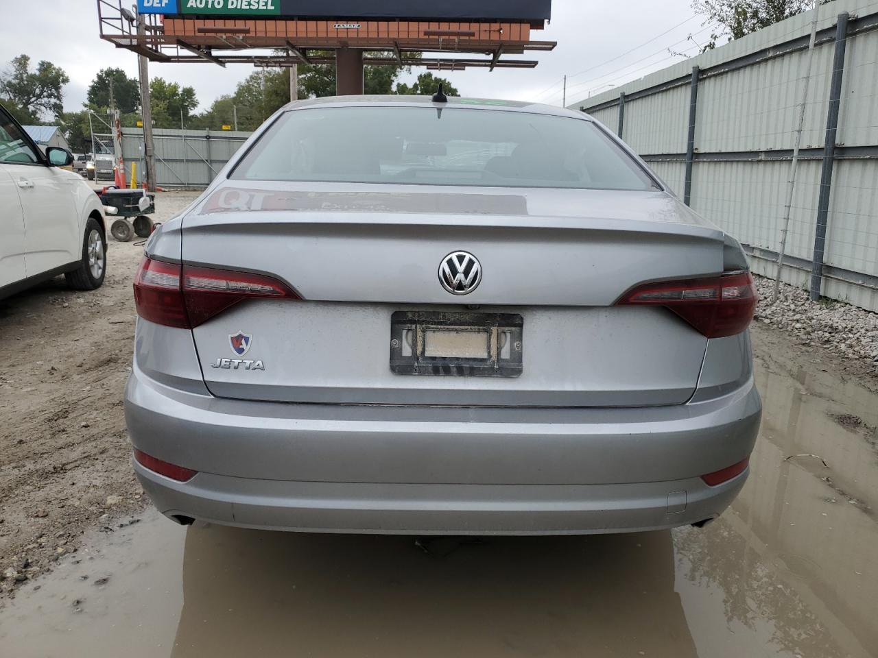 Volkswagen Jetta S Image 10