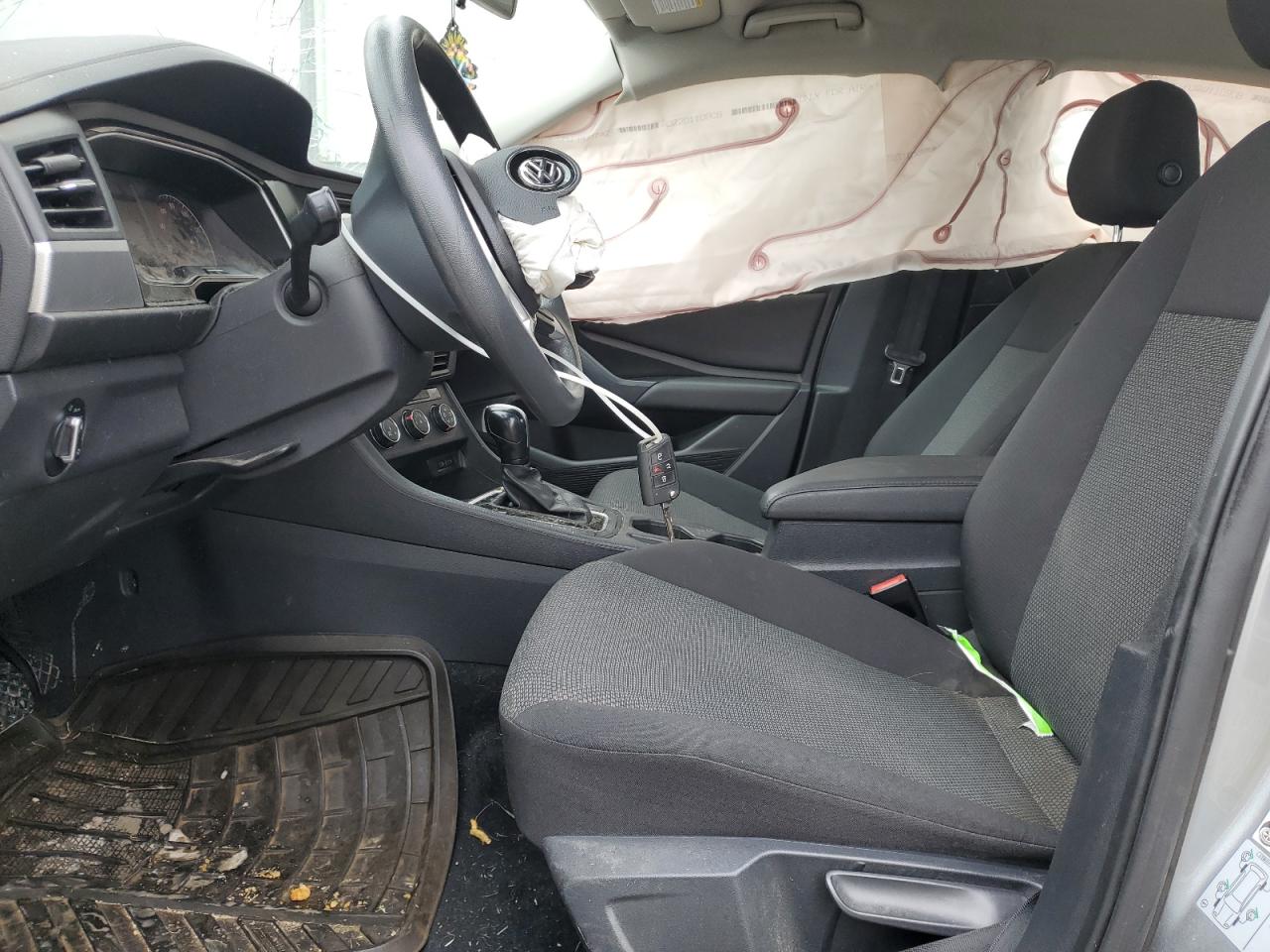 Volkswagen Jetta S Image 12