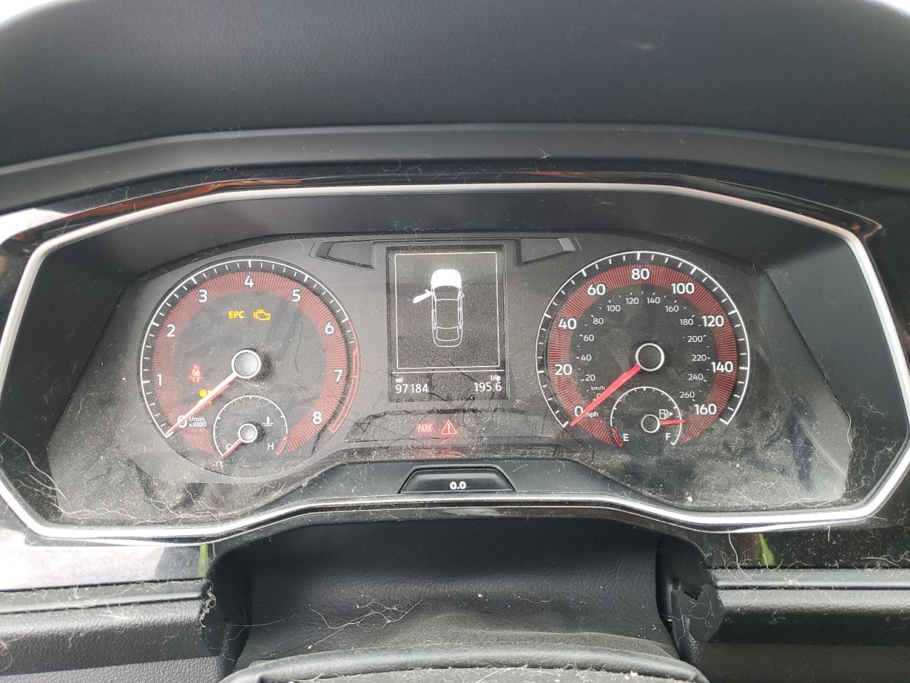 Volkswagen Jetta S Image 3