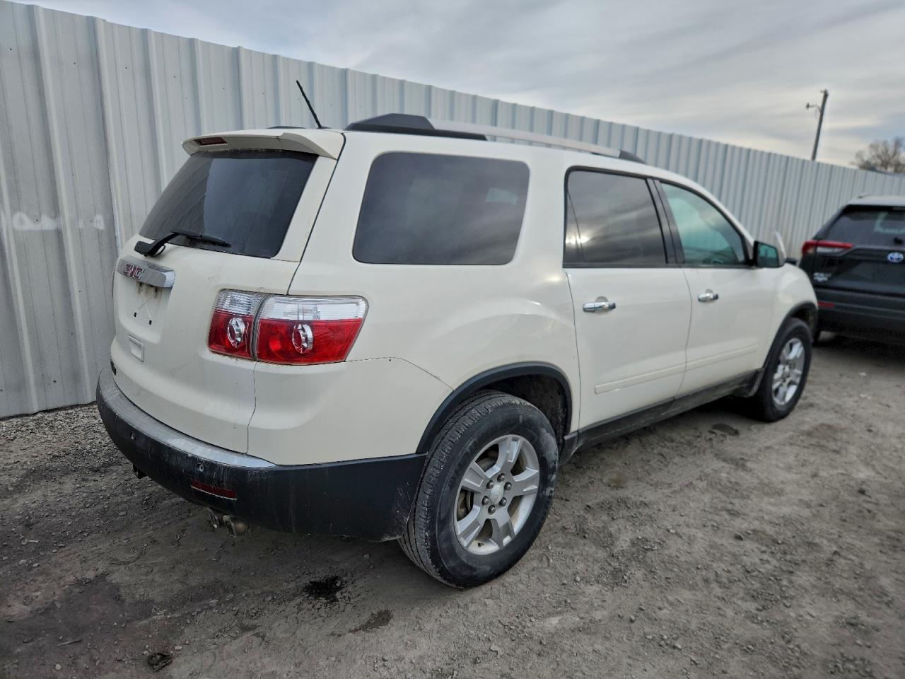 GMC Acadia Sle Image 6