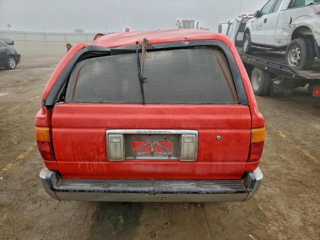 Toyota Hilux Image 8