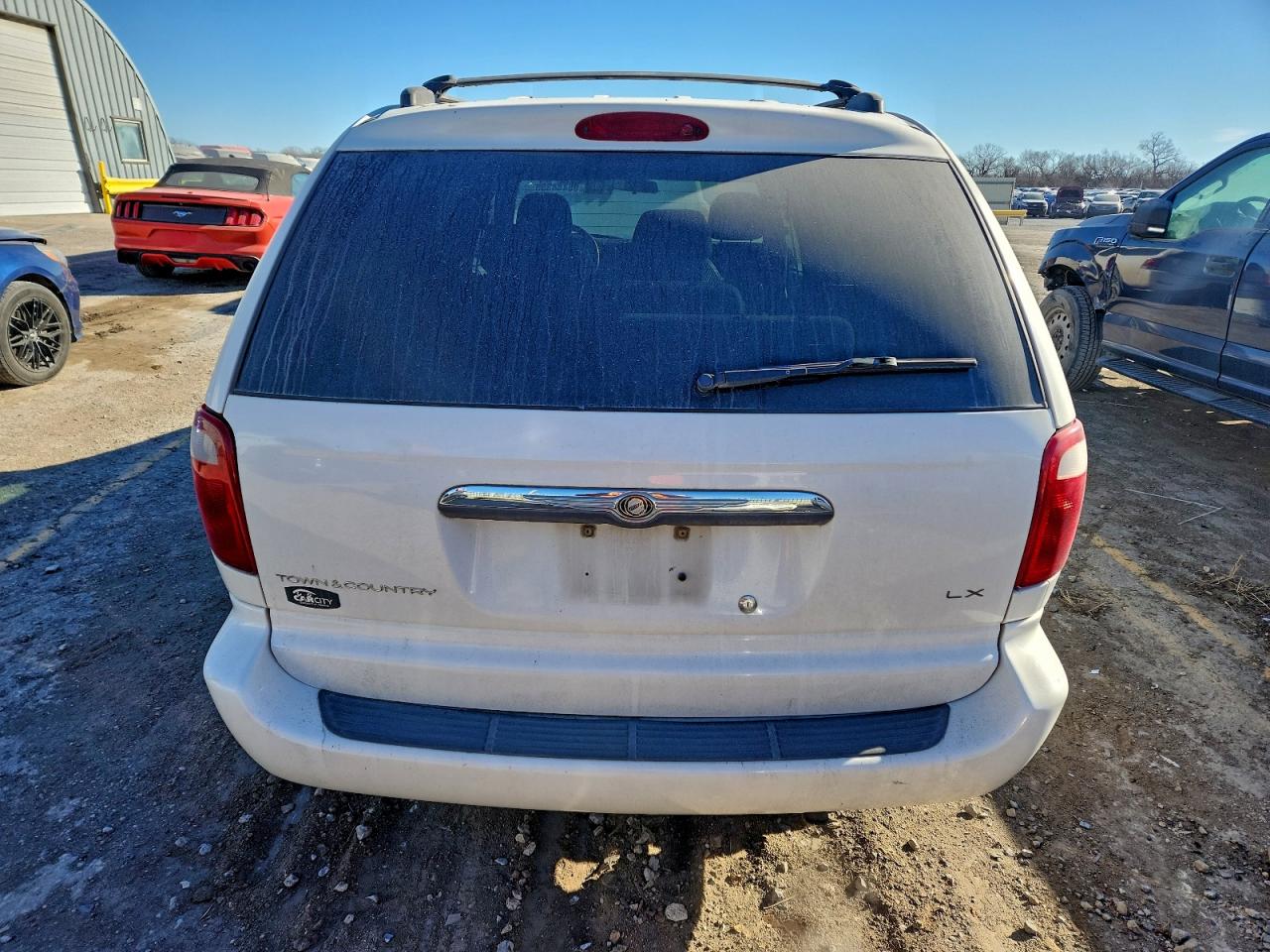 Chrysler Minivan Lx Image 4