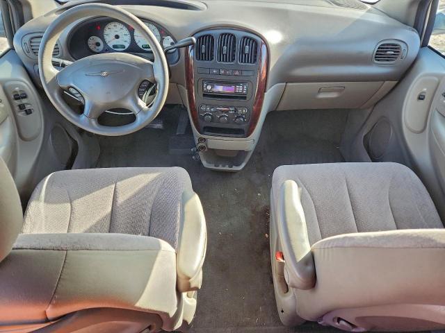 Chrysler Minivan Lx Image 10